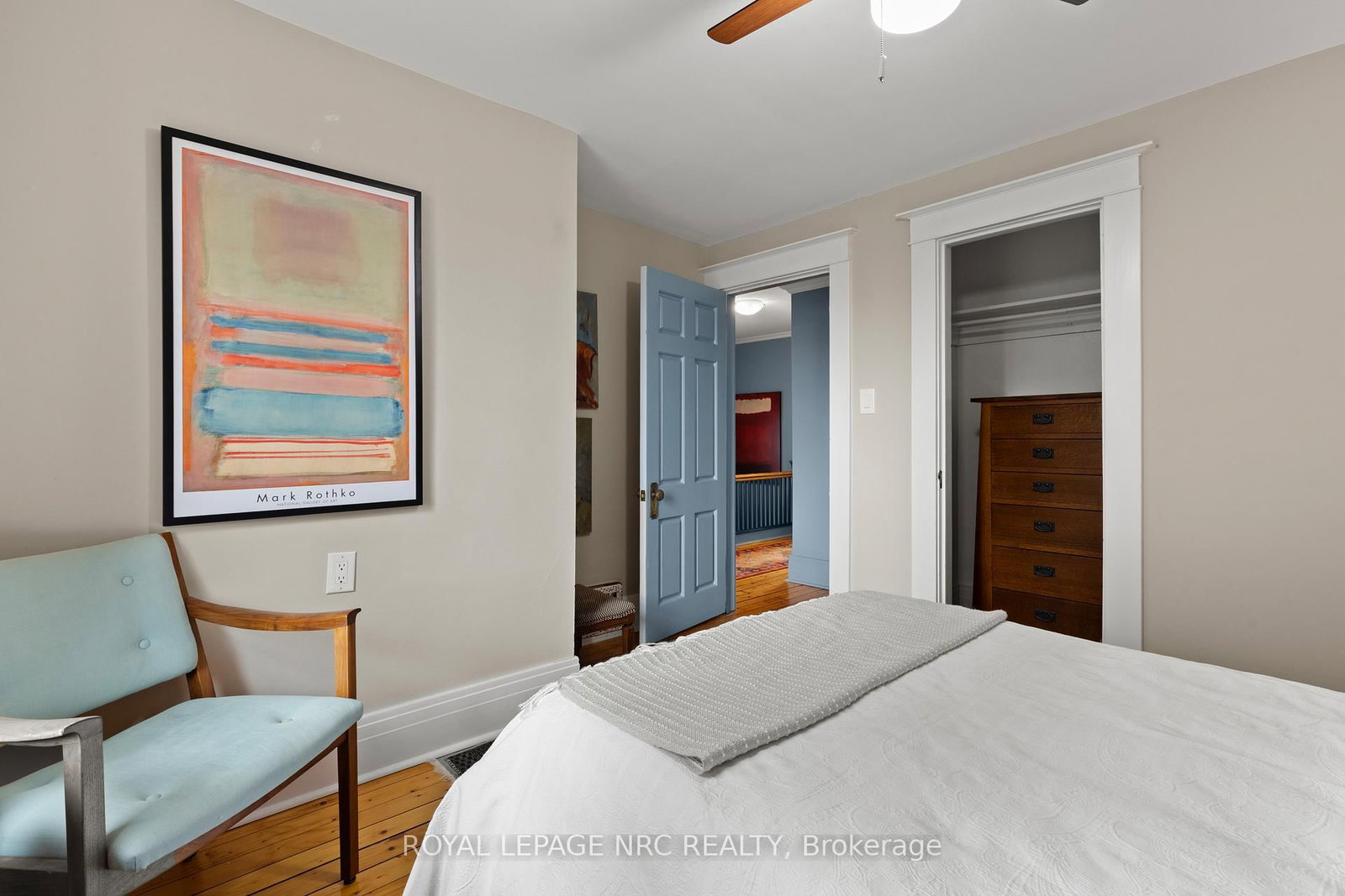 Detached House for sale at 51 Chaplin Avenue, St. Catharines, Ontario, L2R 2E4 - Downtown - MLS: X12981638