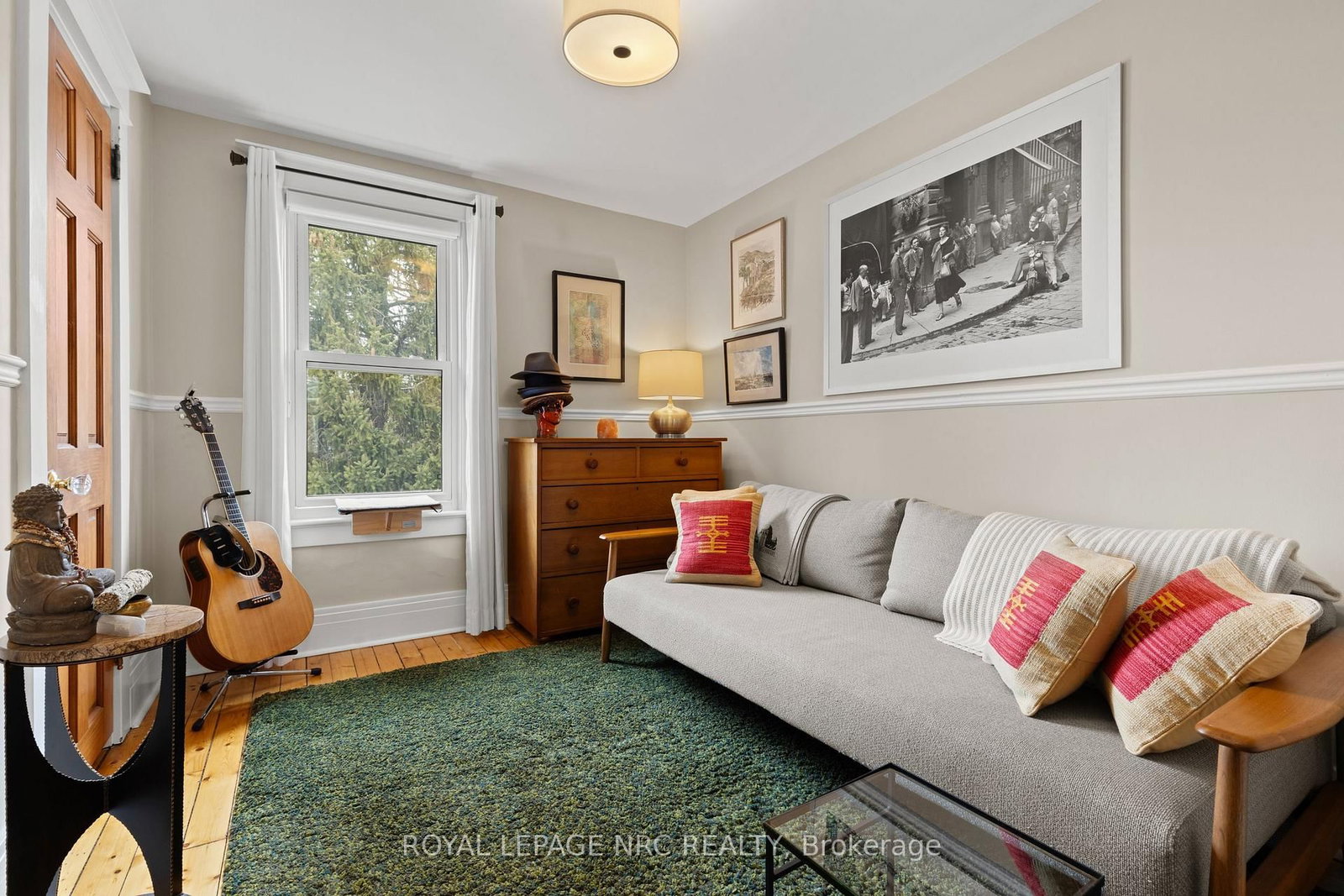 Detached House for sale at 51 Chaplin Avenue, St. Catharines, Ontario, L2R 2E4 - Downtown - MLS: X12981638