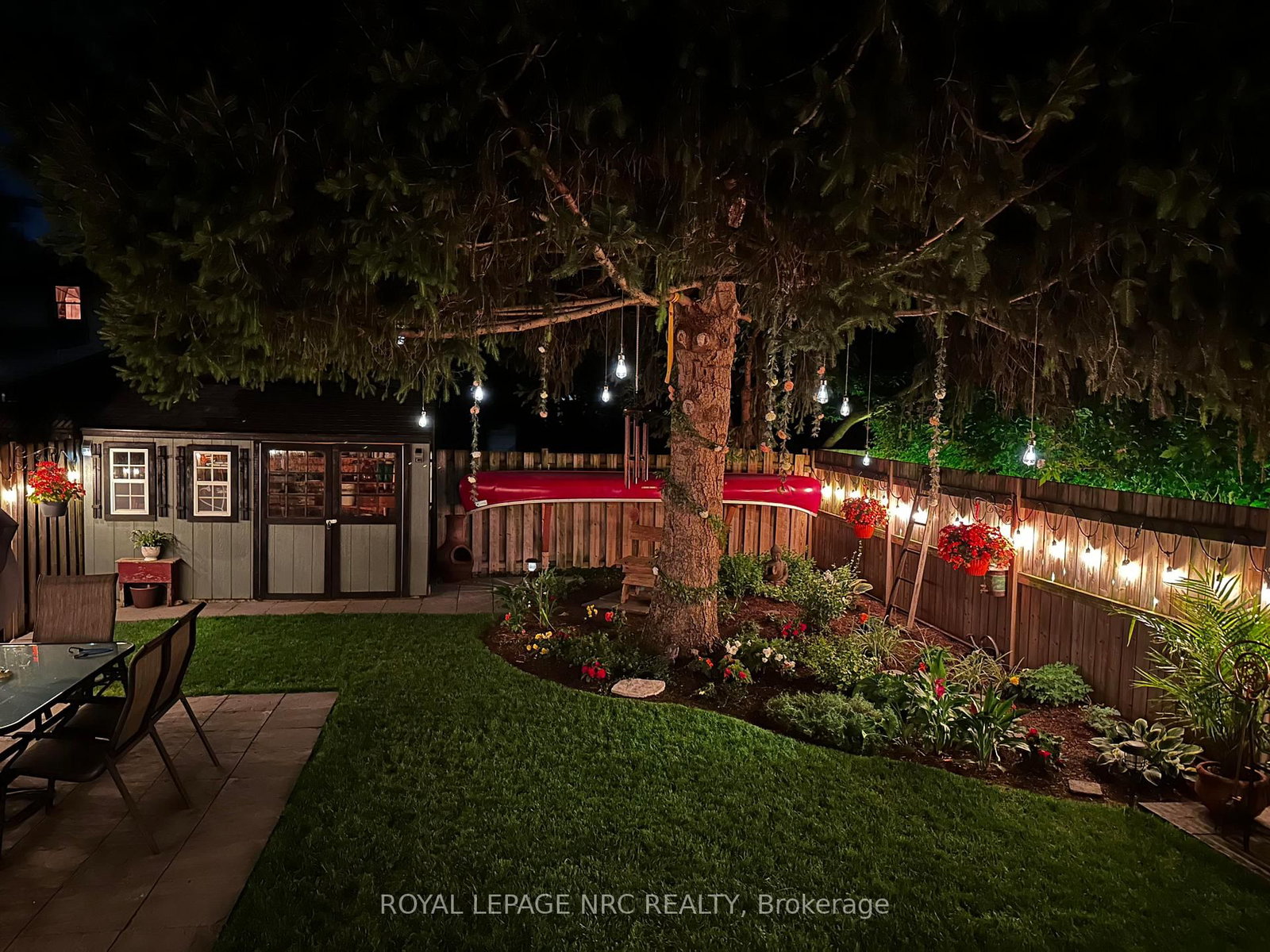 Detached House for sale at 51 Chaplin Avenue, St. Catharines, Ontario, L2R 2E4 - Downtown - MLS: X12981638