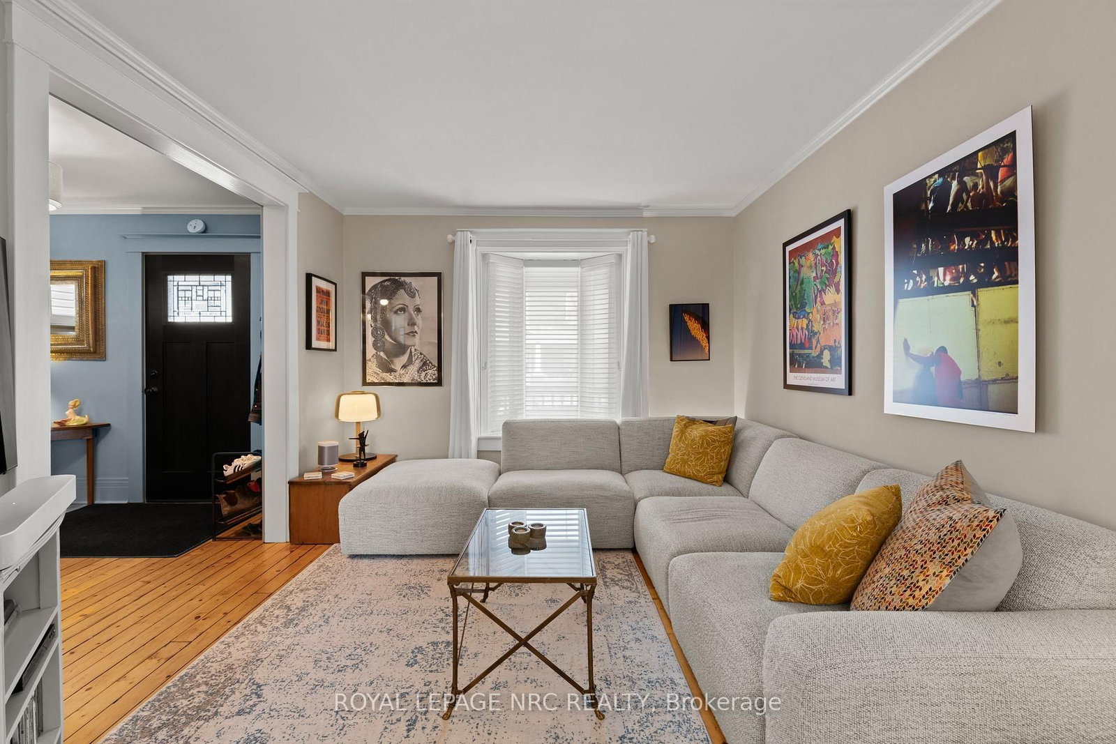 Detached House for sale at 51 Chaplin Avenue, St. Catharines, Ontario, L2R 2E4 - Downtown - MLS: X12981638