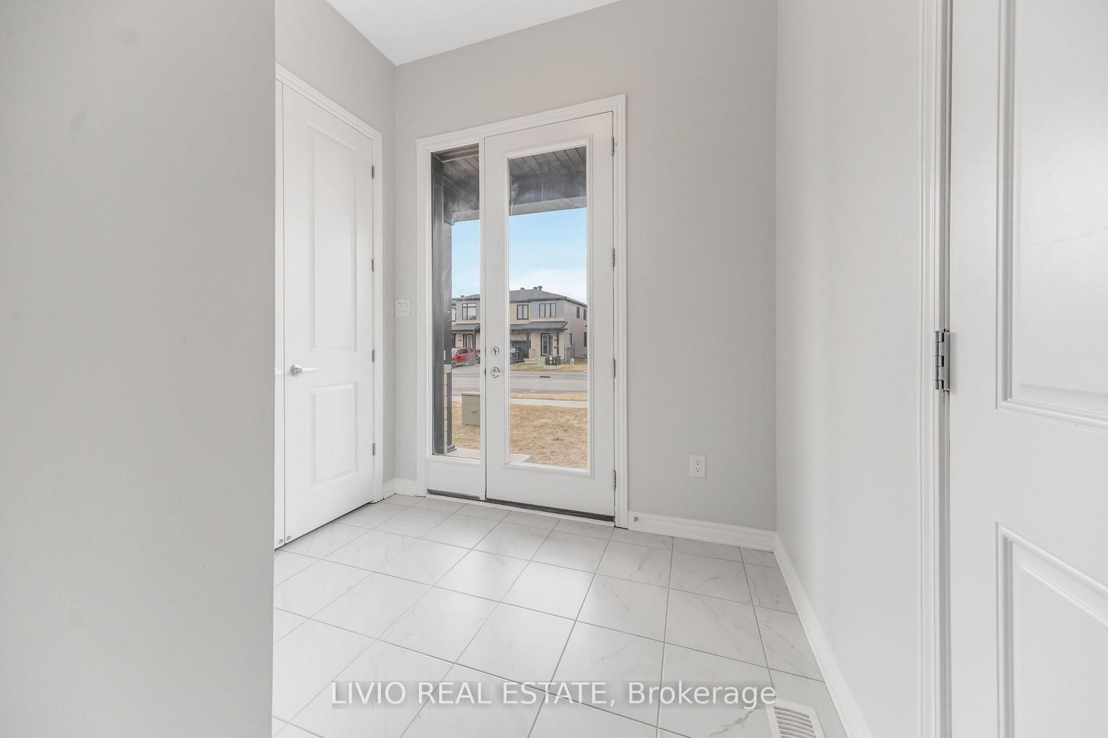 56 Jargeau Road - Photo 3