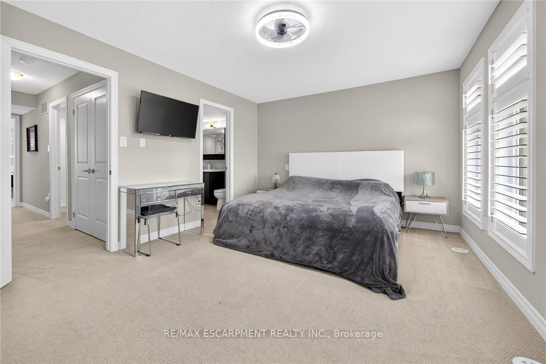 29 Esplanade Lane - Photo 18