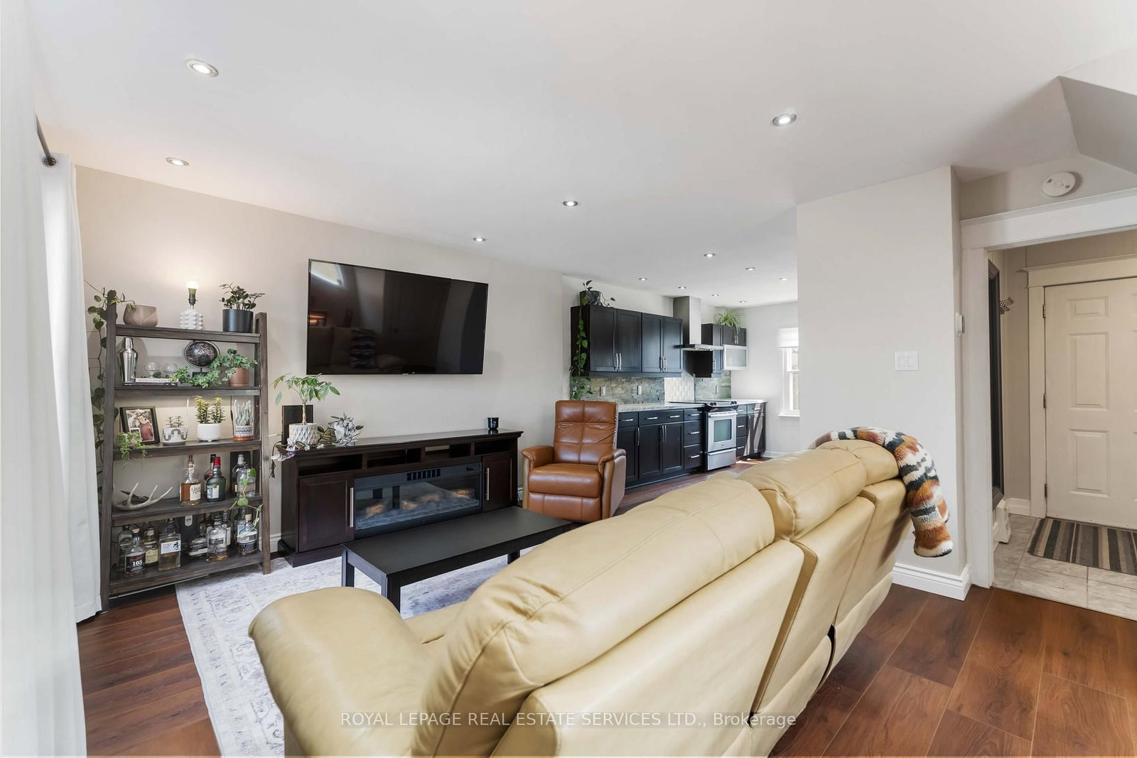 Detached House for sale at 54 Weir Street, Hamilton, Ontario, L8K 3A4 - Bartonville - MLS: X12981768