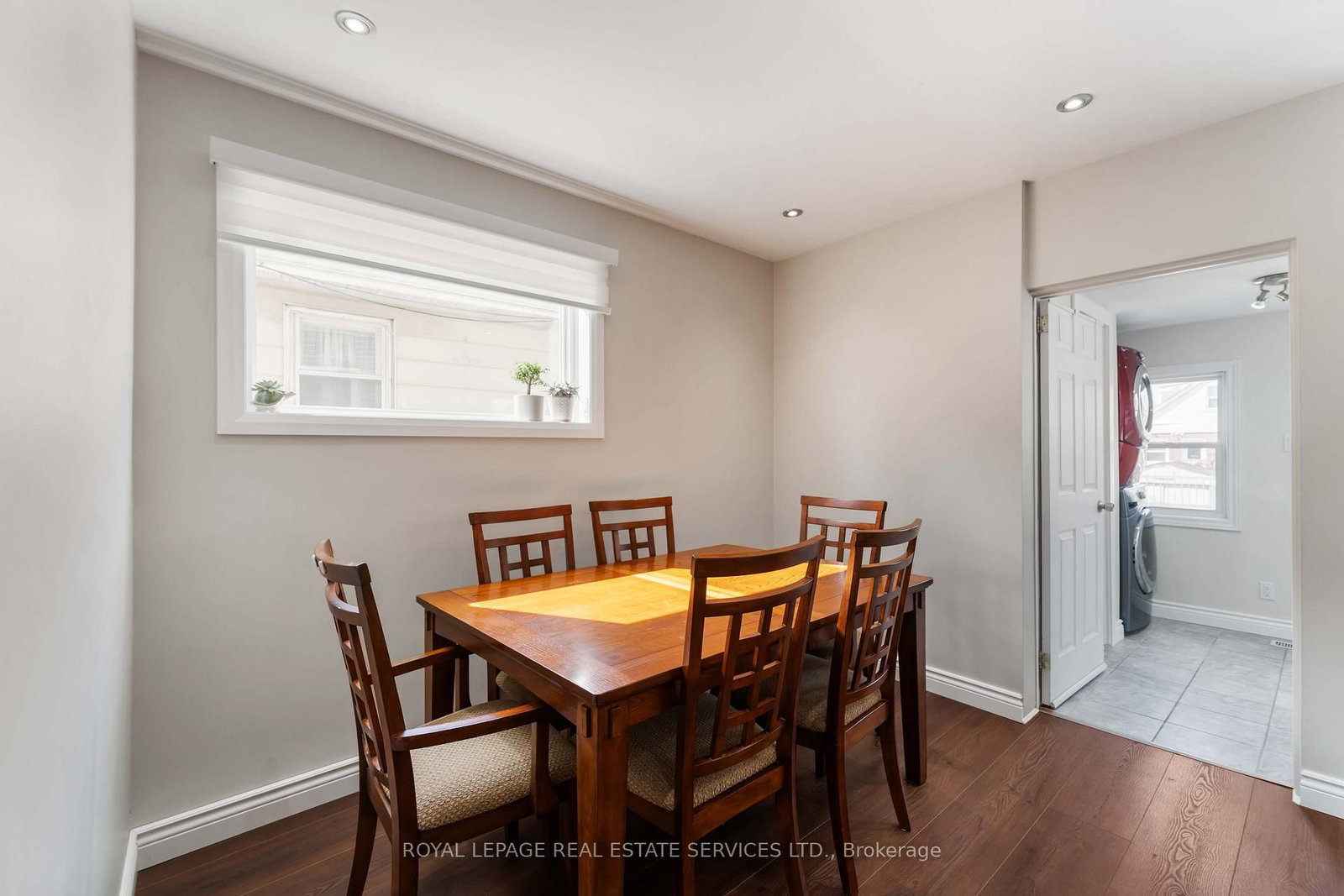 Detached House for sale at 54 Weir Street, Hamilton, Ontario, L8K 3A4 - Bartonville - MLS: X12981768