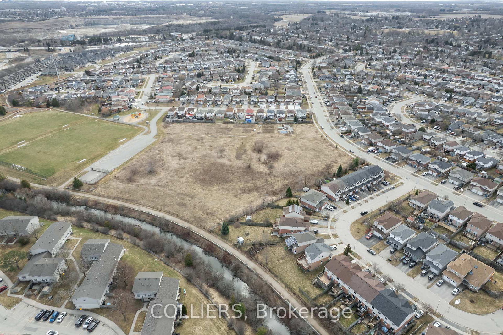 170 Stephanie Drive - Photo 4