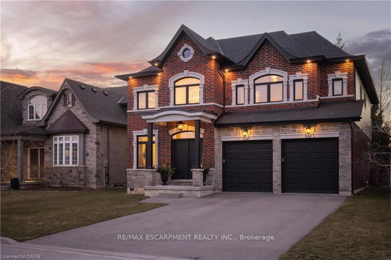 41 Creanona Blvd, Hamilton, Ontario