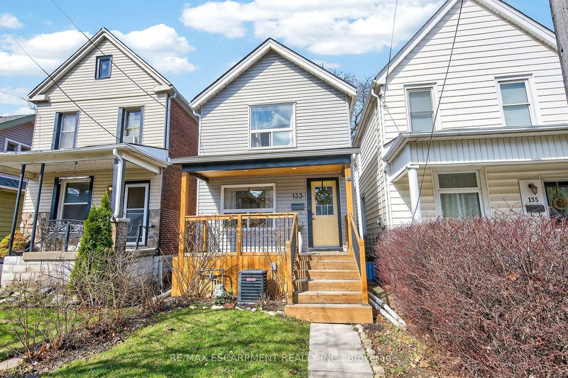133 Avondale St, Hamilton, L8L 7B9 | Image 2