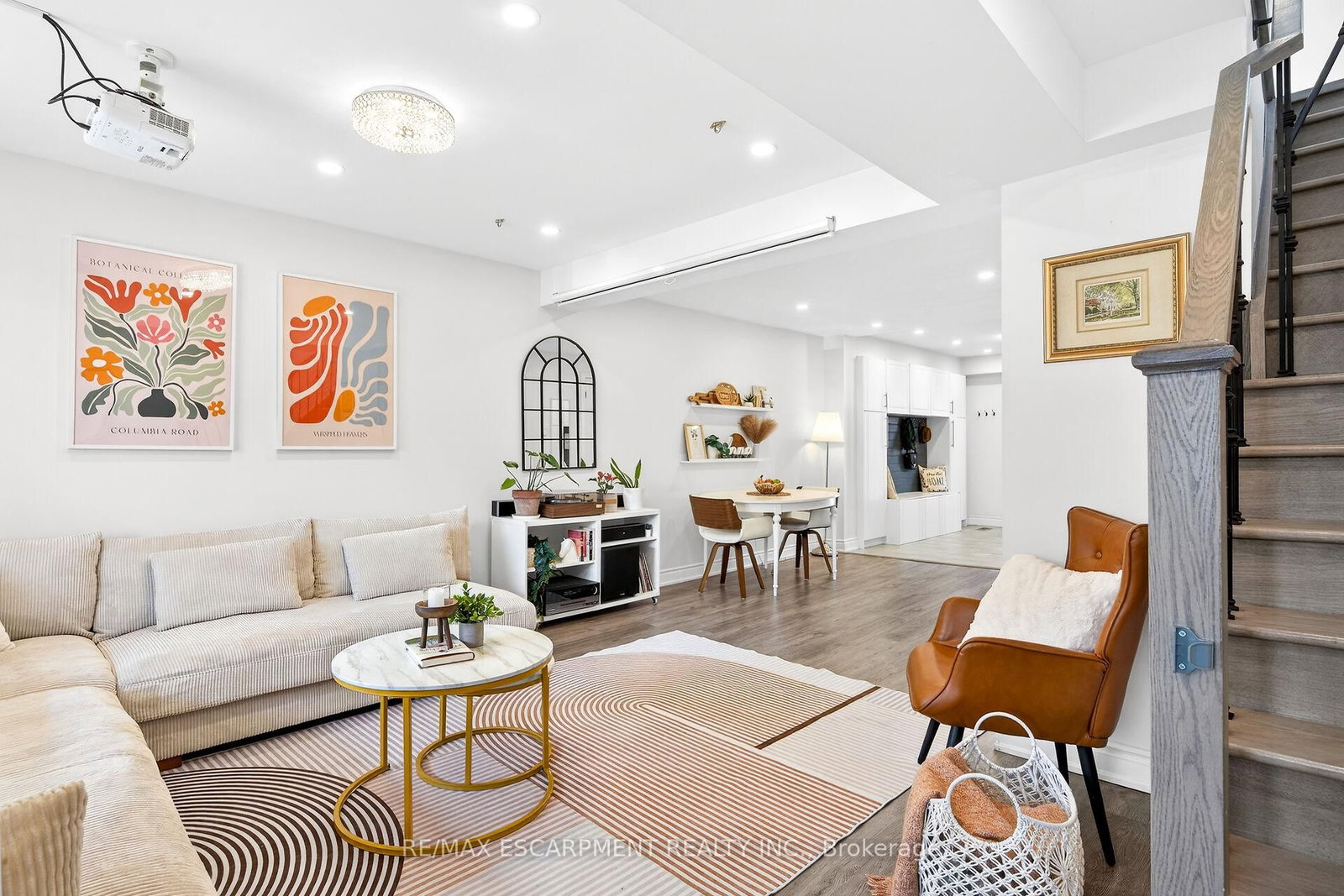 Detached House for sale at 133 Avondale Street, Hamilton, Ontario, L8L 7B9 - Crown Point - MLS: X12981934