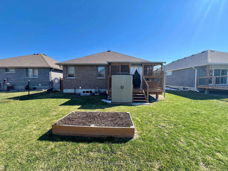 38 Mercedes Dr, Belleville, K8N 0B7 | Image 2