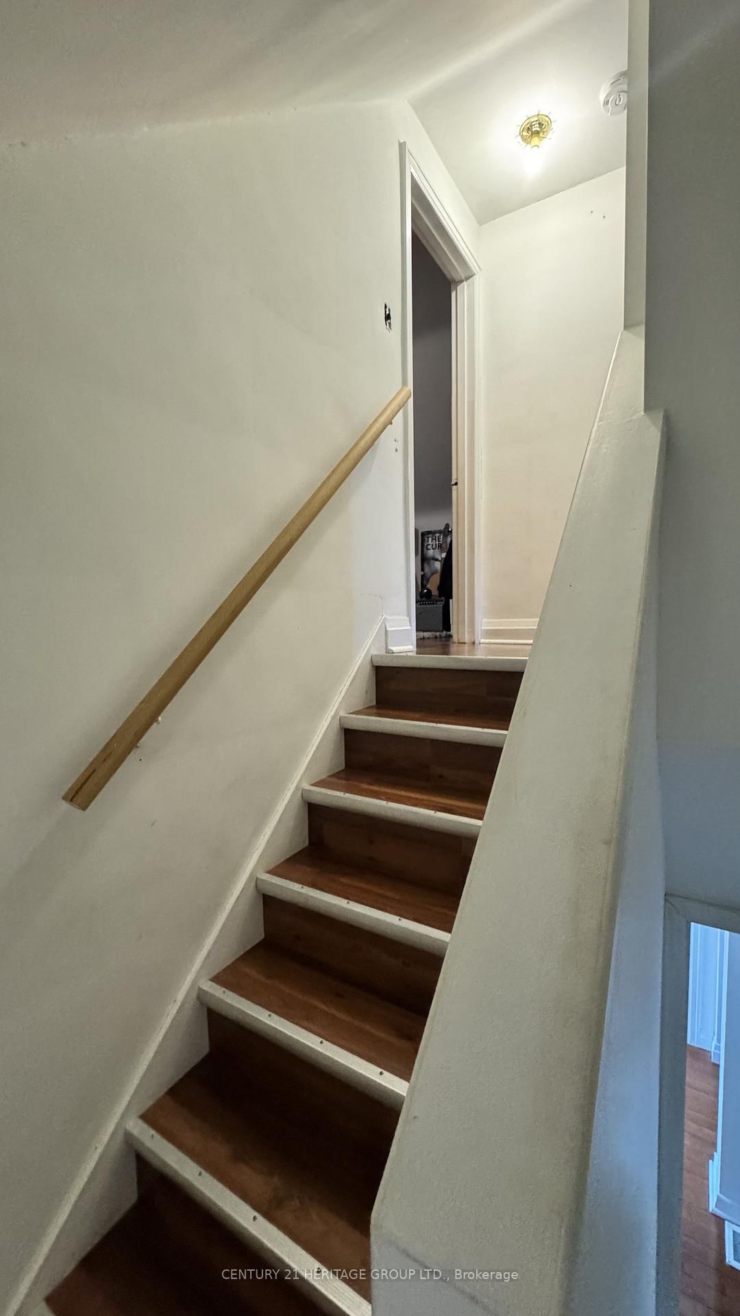 Detached House for lease at Main-166 Erindale Avenue, Hamilton, Ontario, L8K 4R4 - Rosedale - MLS: X12981956