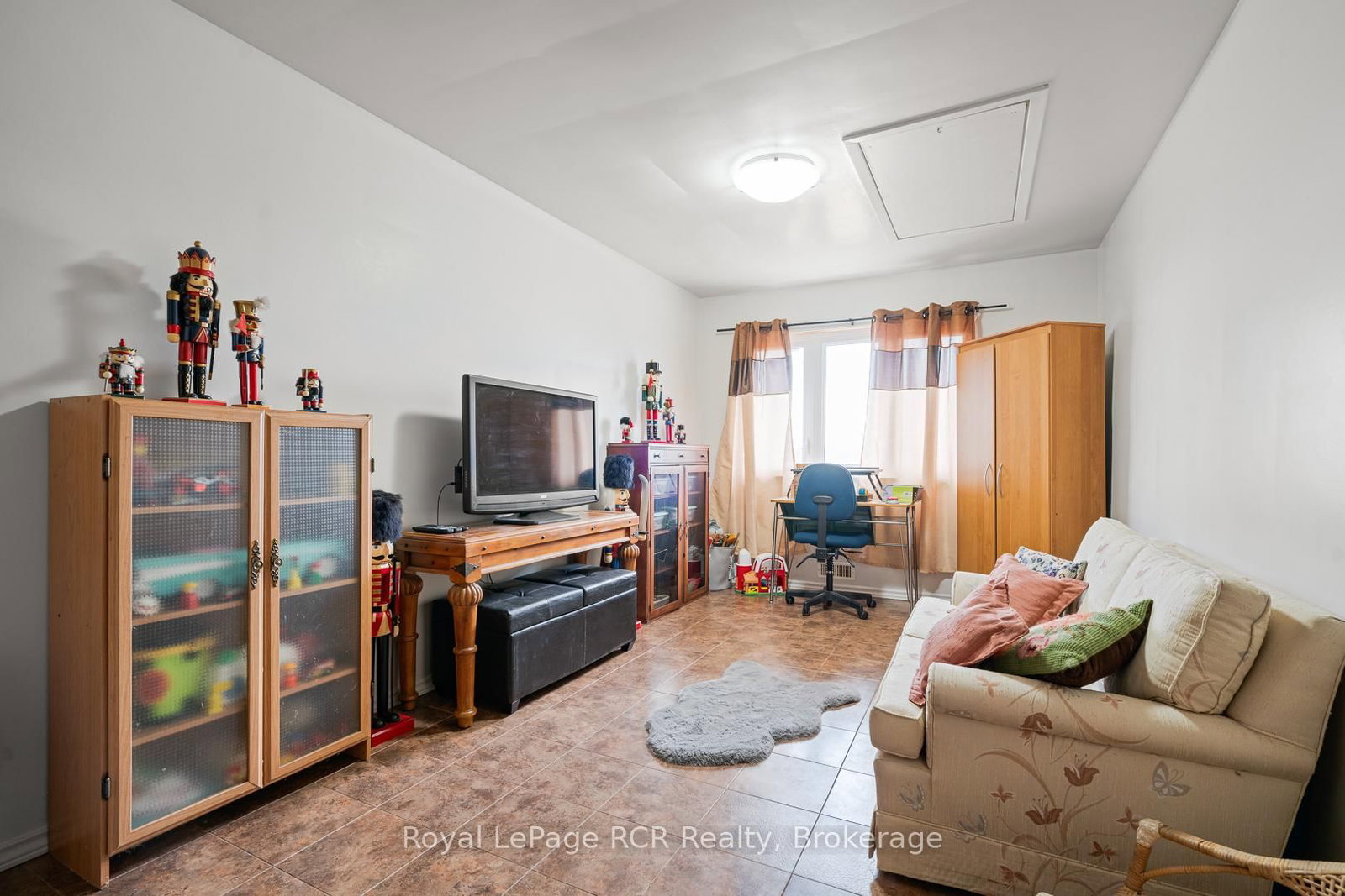 136 4th Avenue • Hanover, ON photo 33
