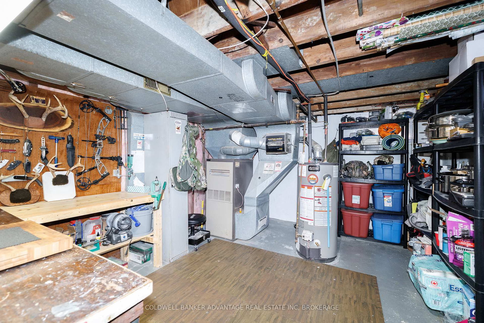 Detached House for sale at 6 BRUCE Street, St. Catharines, Ontario, L2R 5S6 - Downtown - MLS: X12982002