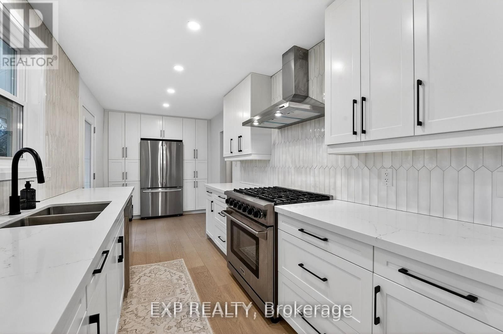 Detached House for sale at 34 Pancake Lane, Pelham, Ontario, L3E 0J5 - Fonthill - MLS: X12982024