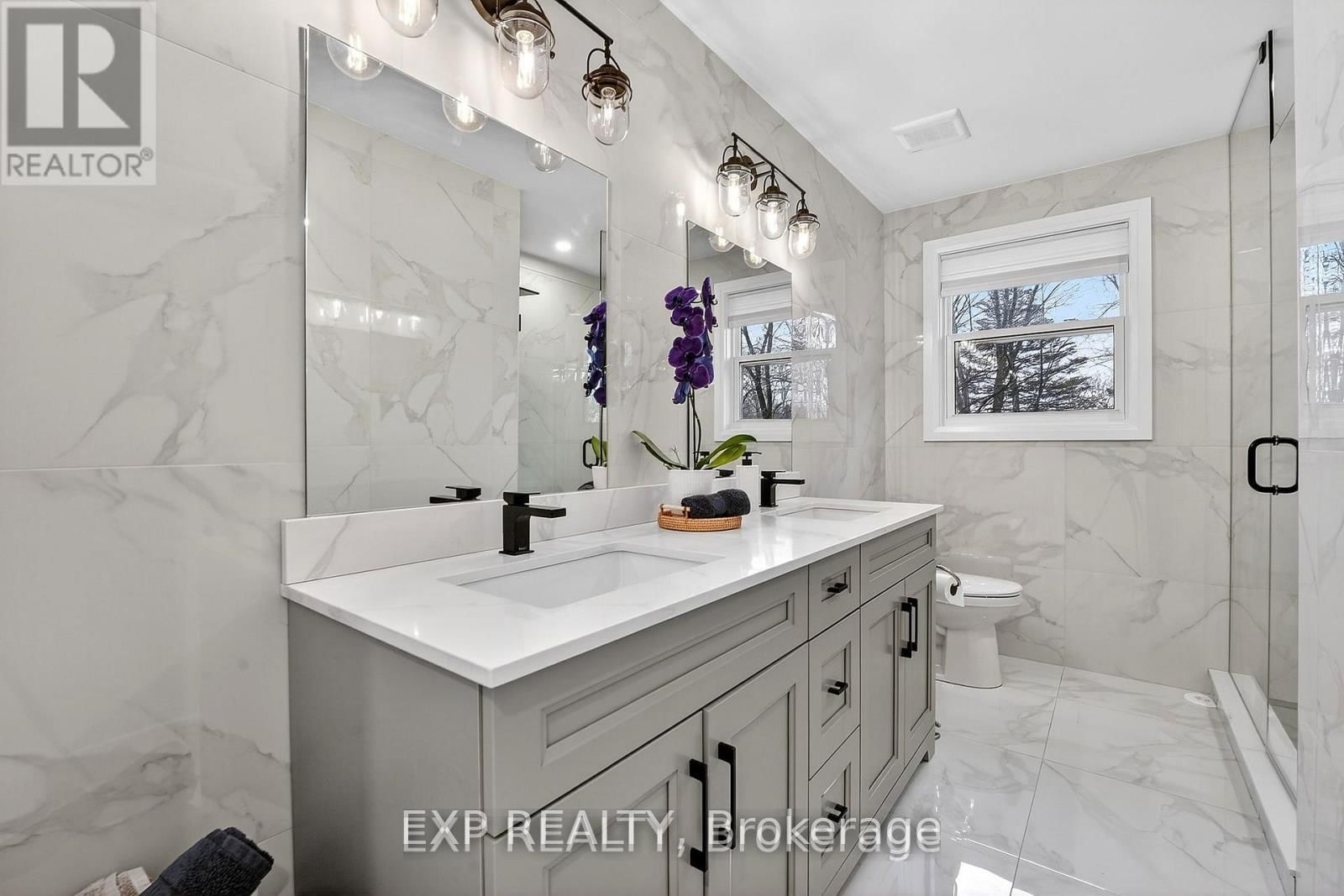 Detached House for sale at 34 Pancake Lane, Pelham, Ontario, L3E 0J5 - Fonthill - MLS: X12982024