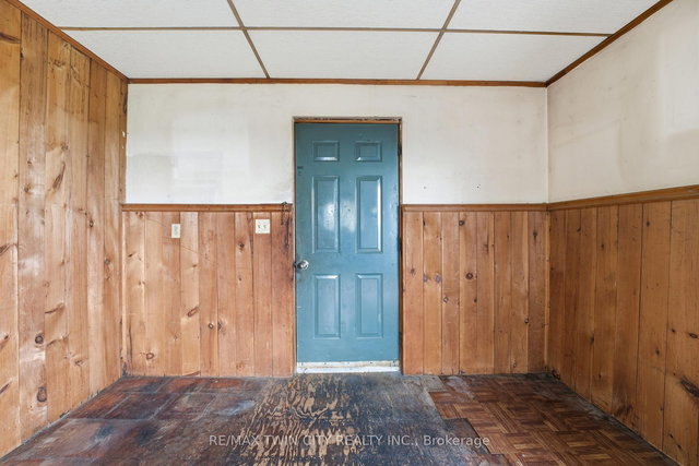 2091 Concession 6 Road W