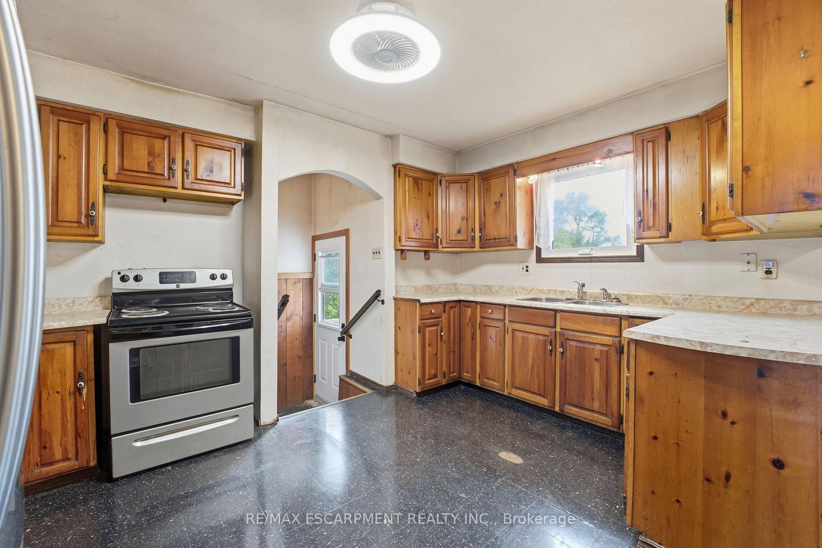 2091 Concession 6 Road W • Hamilton, ON photo 8