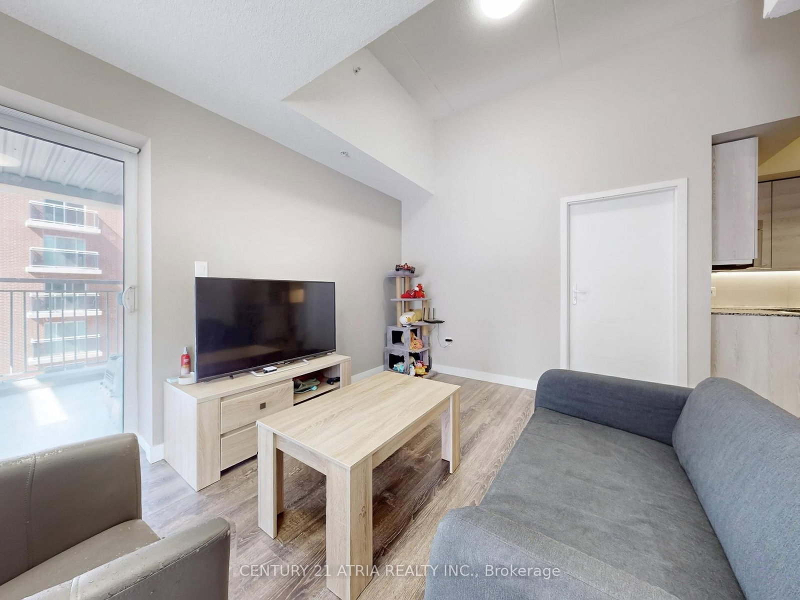 280 Lester Street, Unit 308 - Photo 4