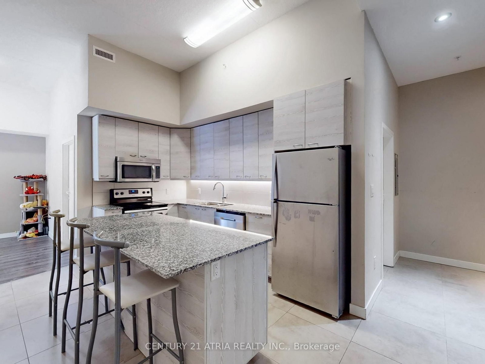 280 Lester Street, Unit 308 - Photo 8