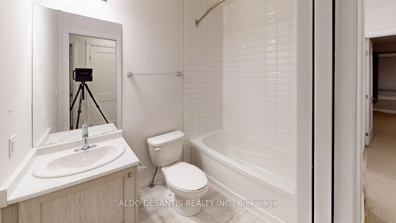 64 Soho Street - Photo 14