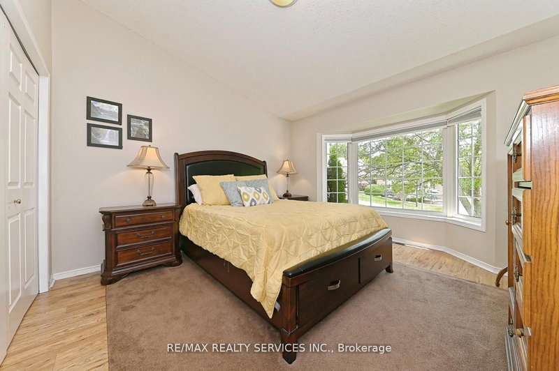31 - 1077 Hamilton Rd, London East, N5W 6G3 | Image 3