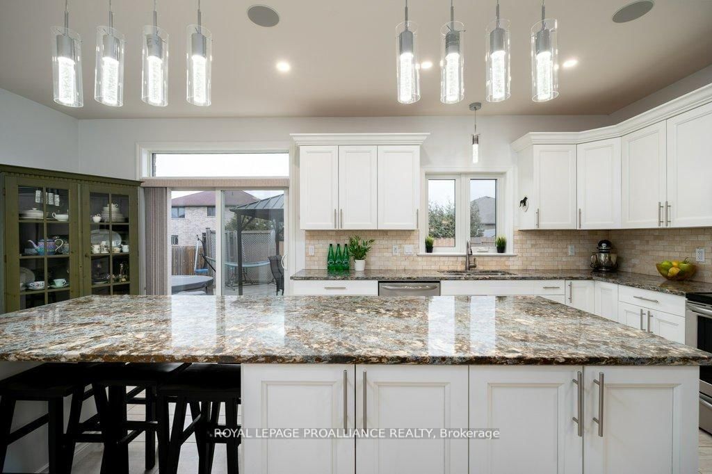 60 Crews Crescent - Photo 14