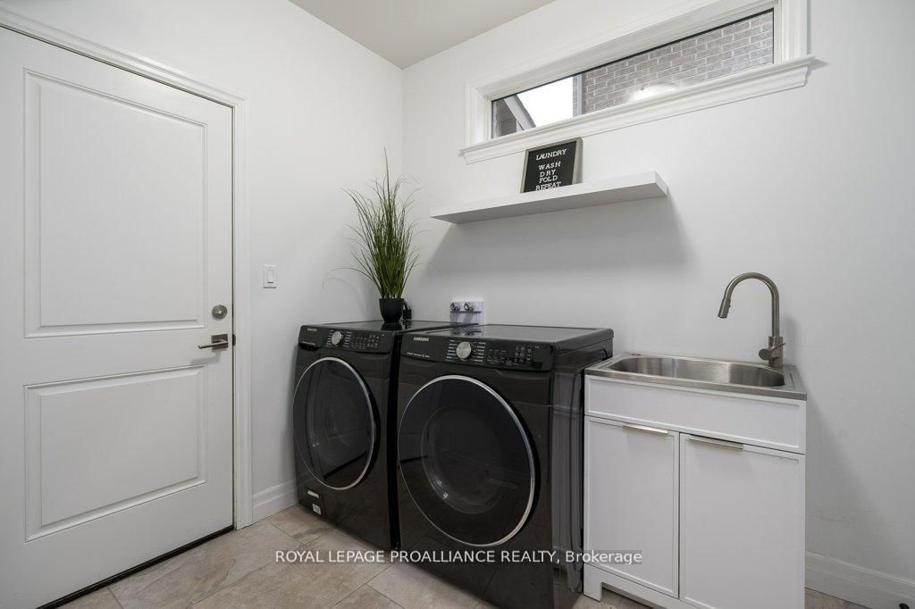 60 Crews Crescent - Photo 22