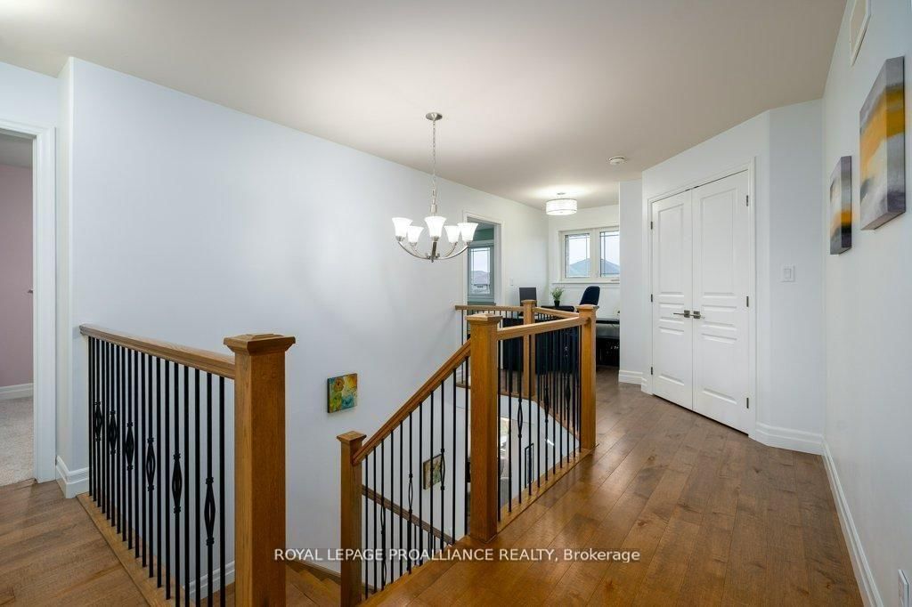 60 Crews Crescent - Photo 24