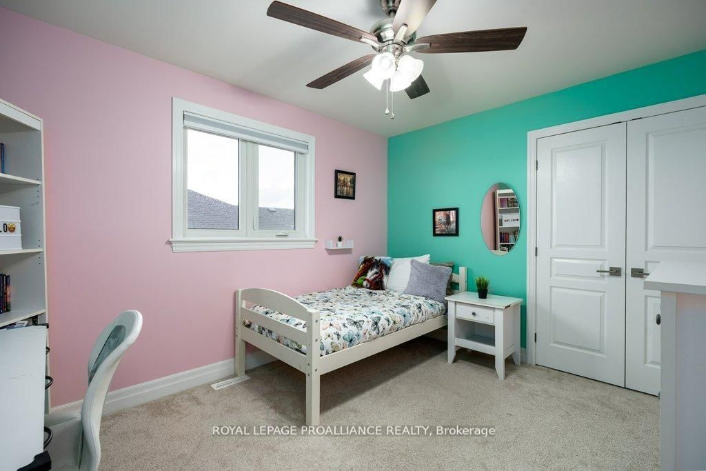 60 Crews Crescent - Photo 34