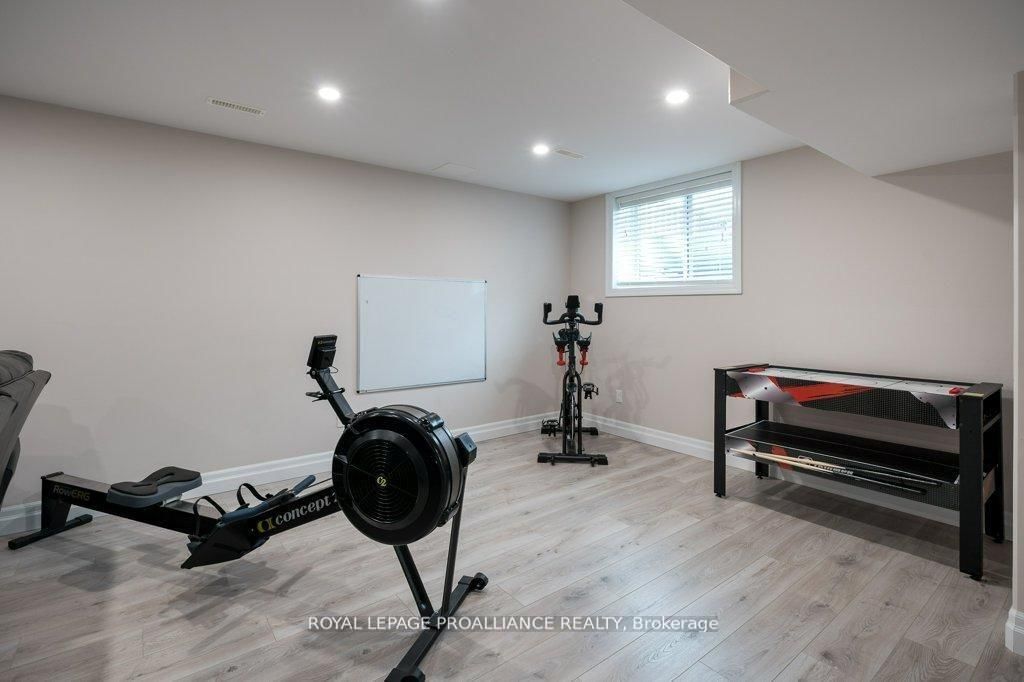 60 Crews Crescent - Photo 41