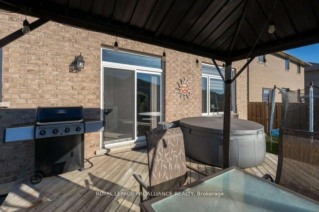 60 Crews Crescent - Photo 48