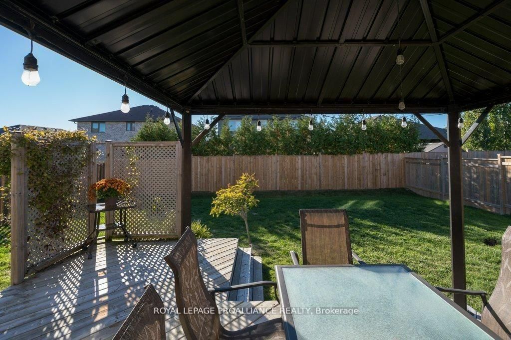 60 Crews Crescent - Photo 49