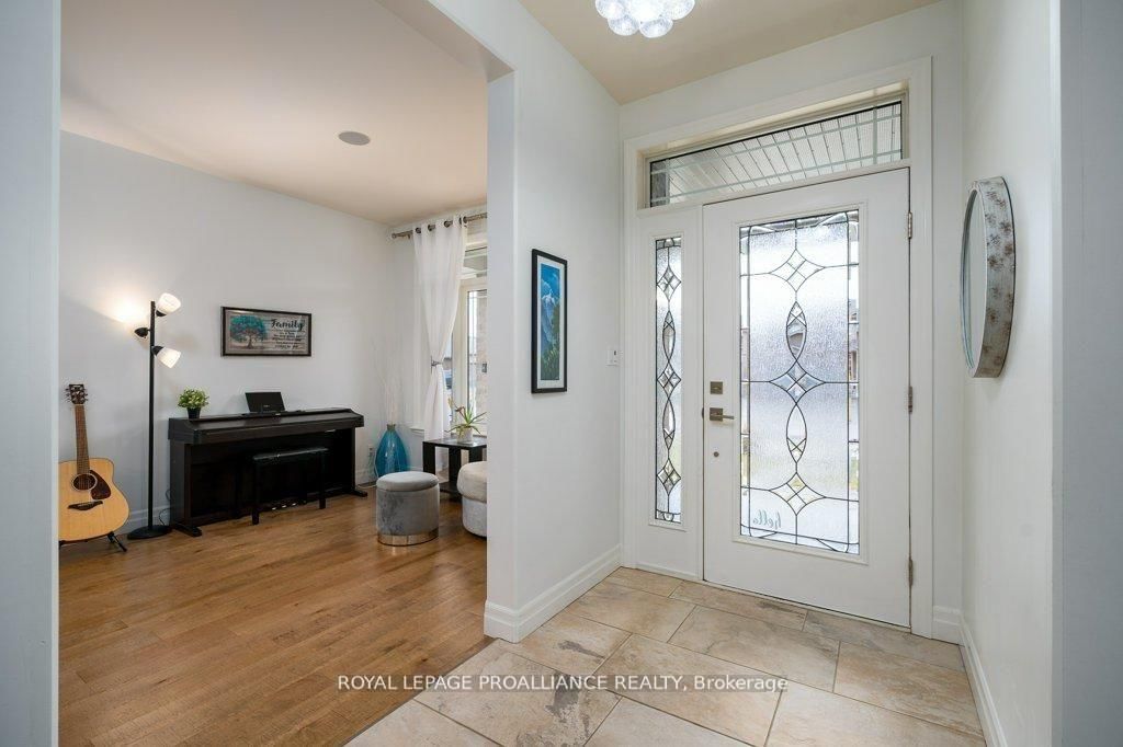 60 Crews Crescent - Photo 8