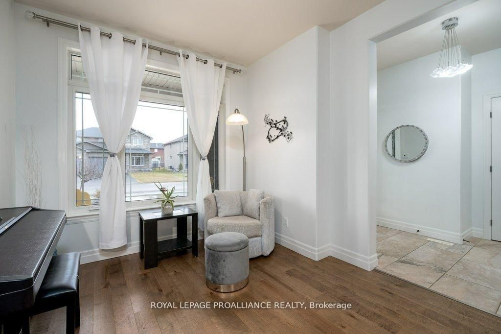 60 Crews Crescent - Photo 9