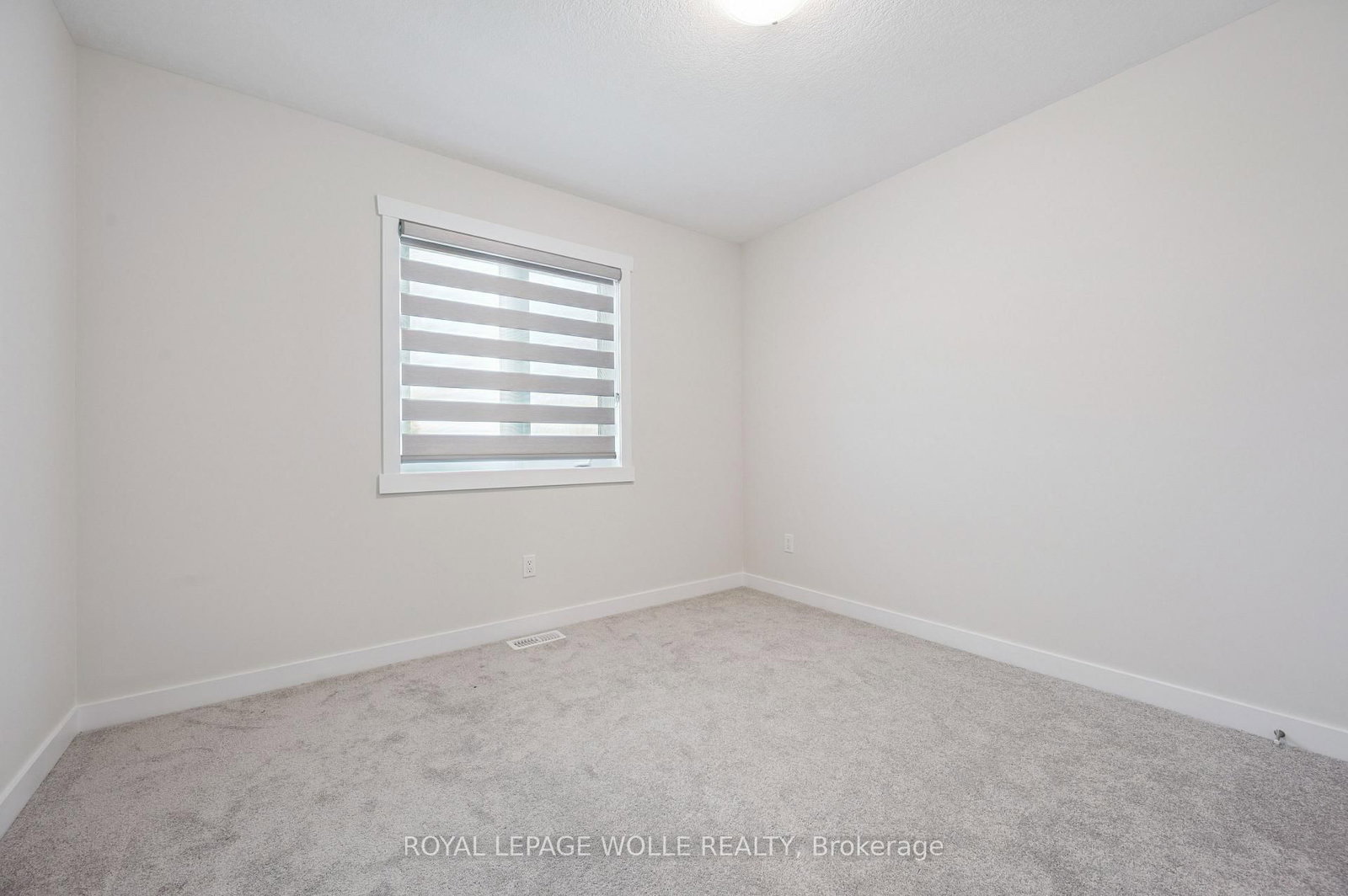 40 Moon Crescent - Photo 16