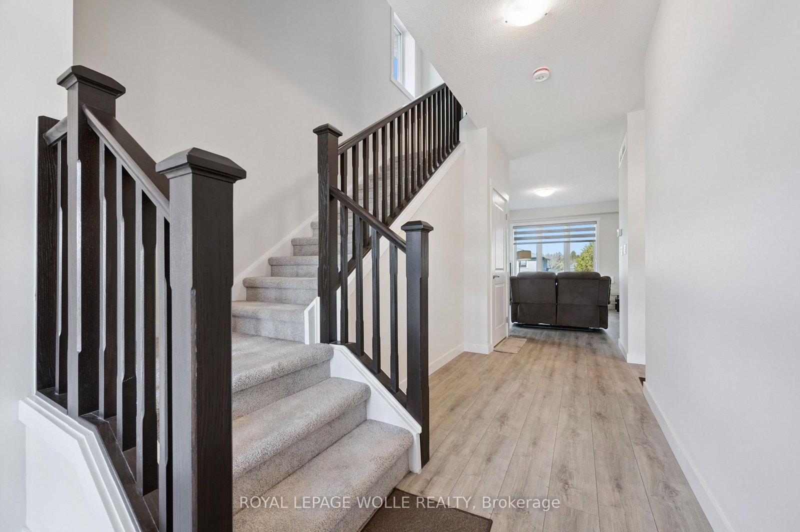 40 Moon Crescent - Photo 5