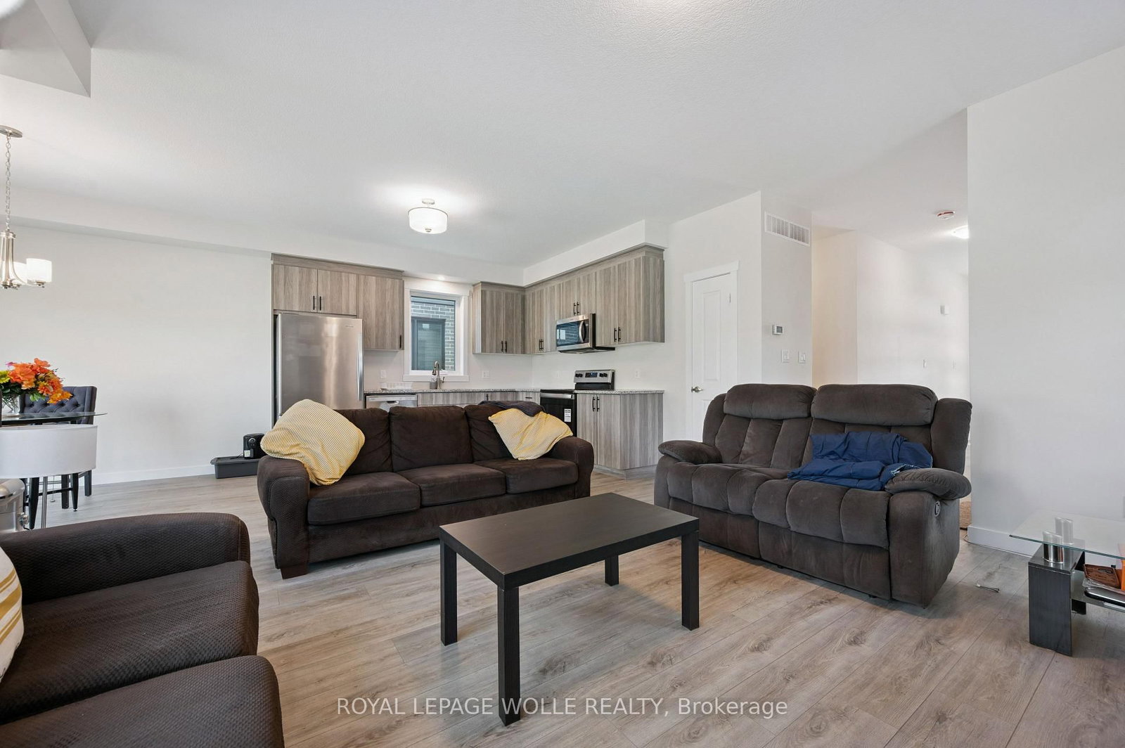 40 Moon Crescent - Photo 8