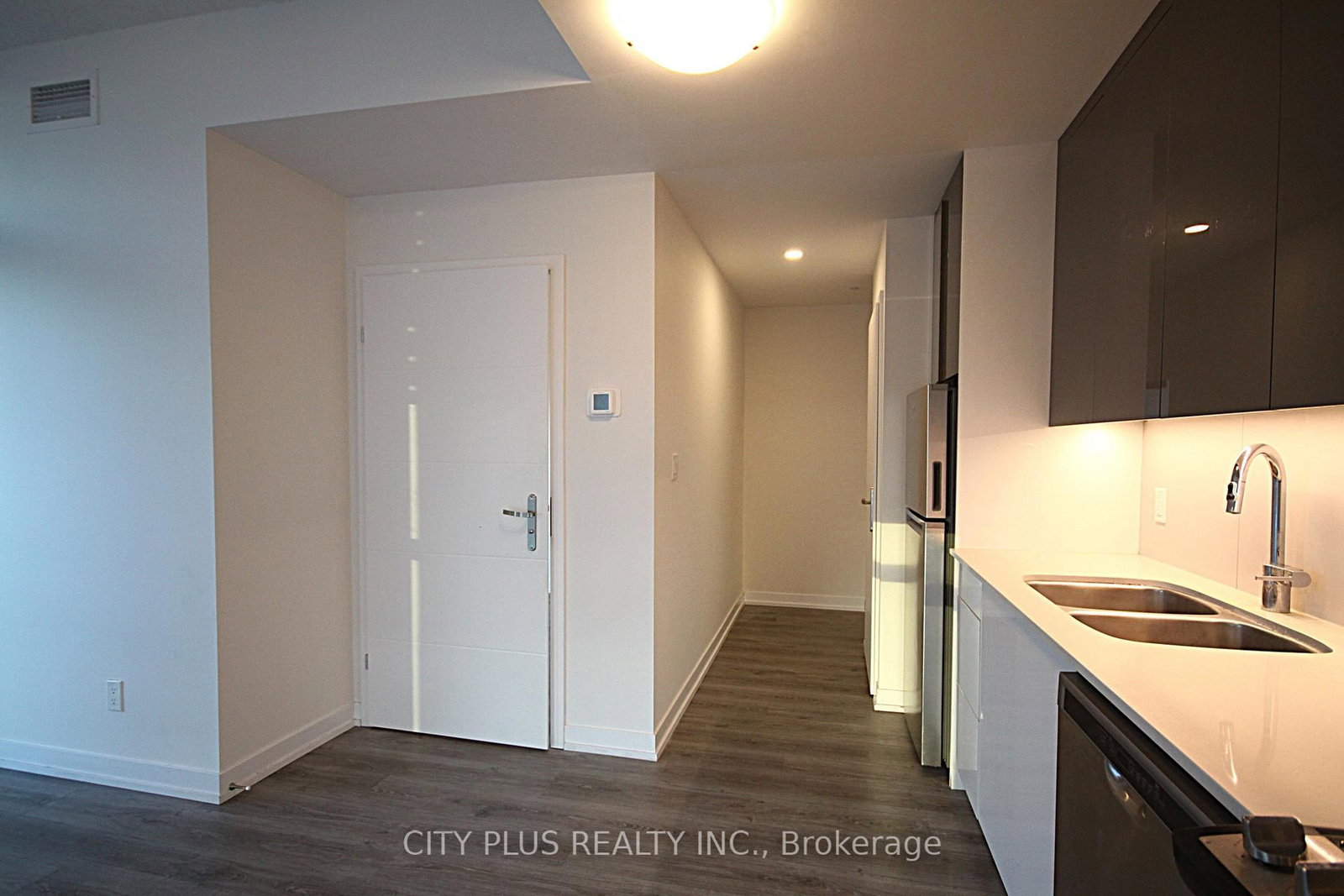 60 Frederick Street, Unit 1009 - Photo 13