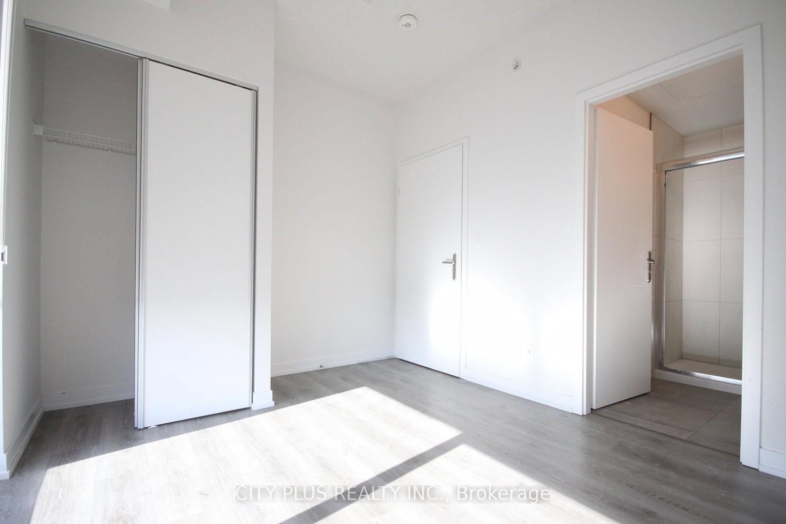 60 Frederick Street, Unit 1009 - Photo 4