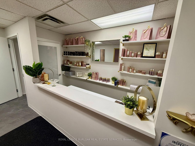 517 Upper Sherman Ave, Hamilton, L8V 3L7 | Image 2