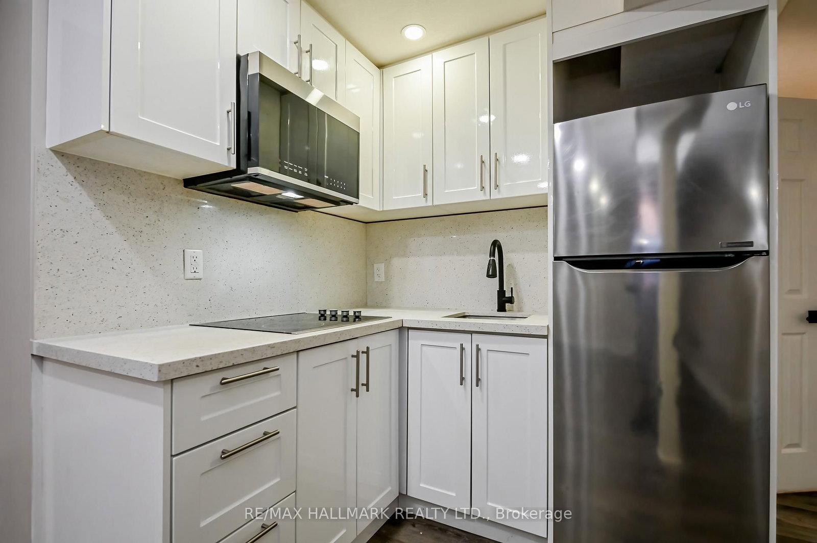 103 Winifred Street - Photo 40