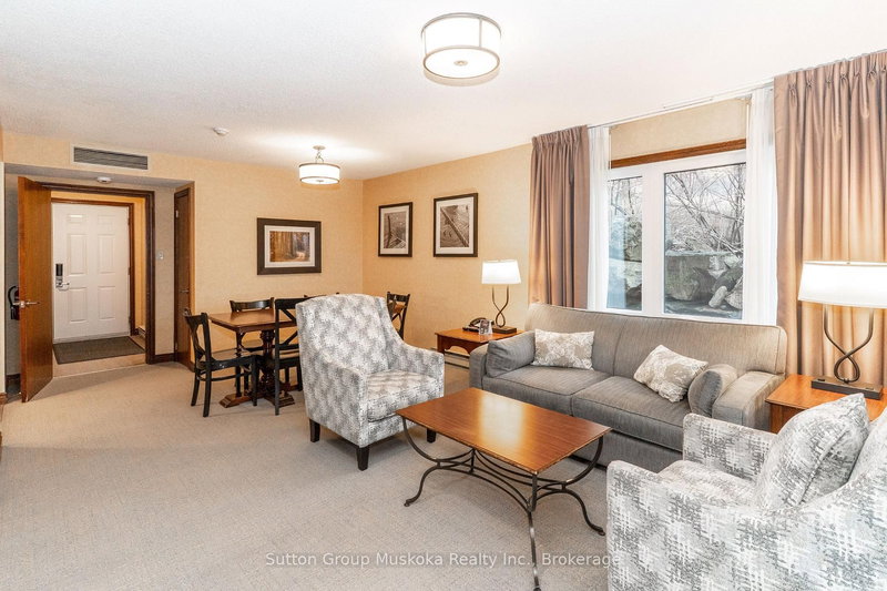 31-101 The Greens Dr, Huntsville, P1H 2E8 | Image 3