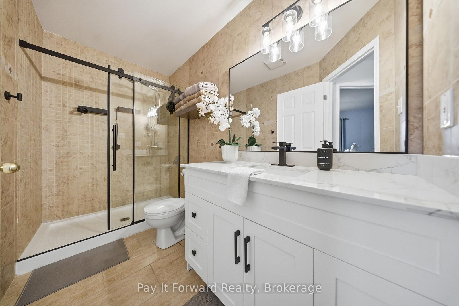 Detached House for sale at 76 Shadyglen Drive, Hamilton, Ontario, L8J 3W8 - Stoney Creek Mountain - MLS: X12982520