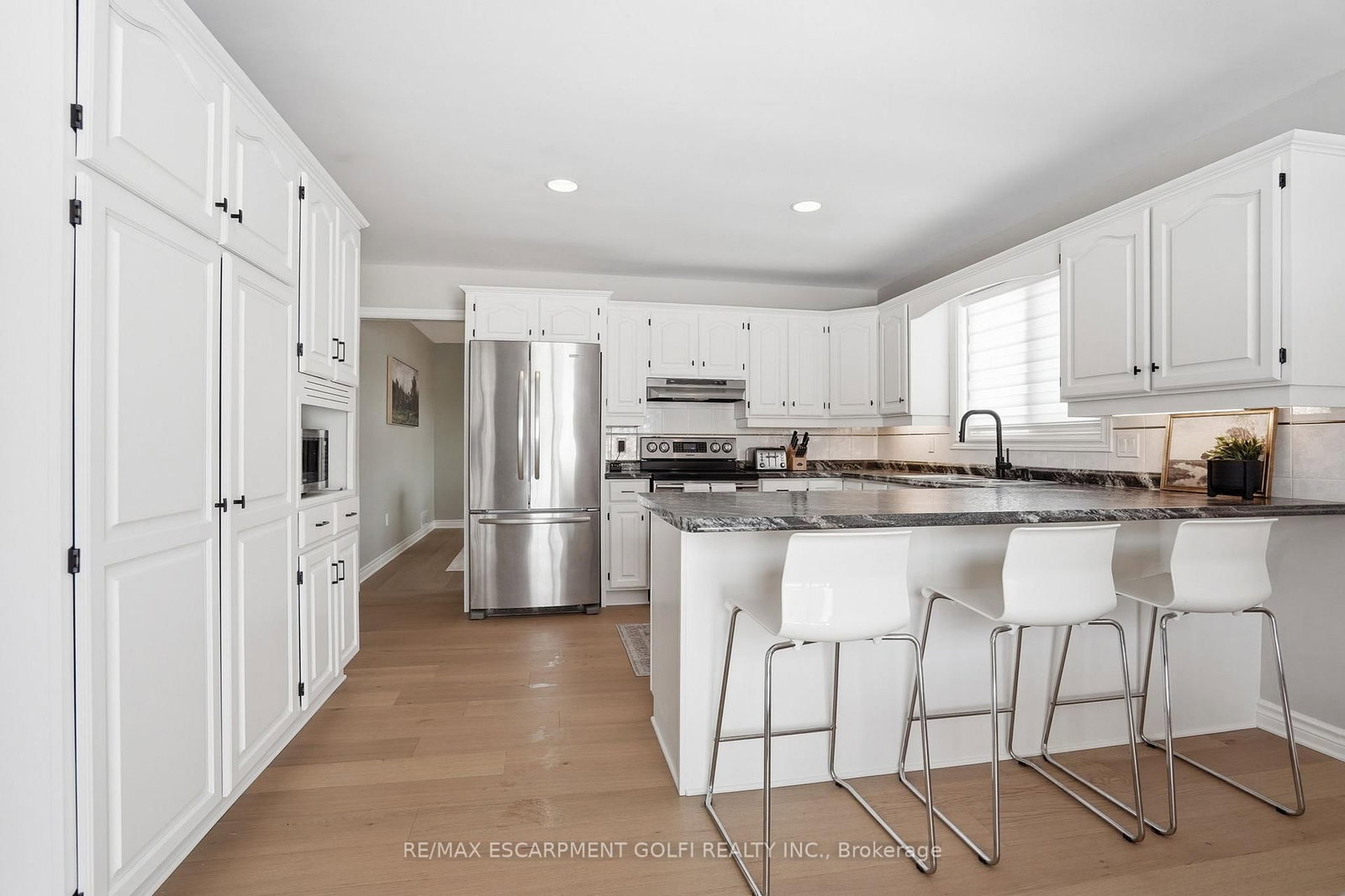 Detached House for sale at 181 Lawrence Lane, Pelham, Ontario, L0S 1E4 - Fonthill - MLS: X12982532