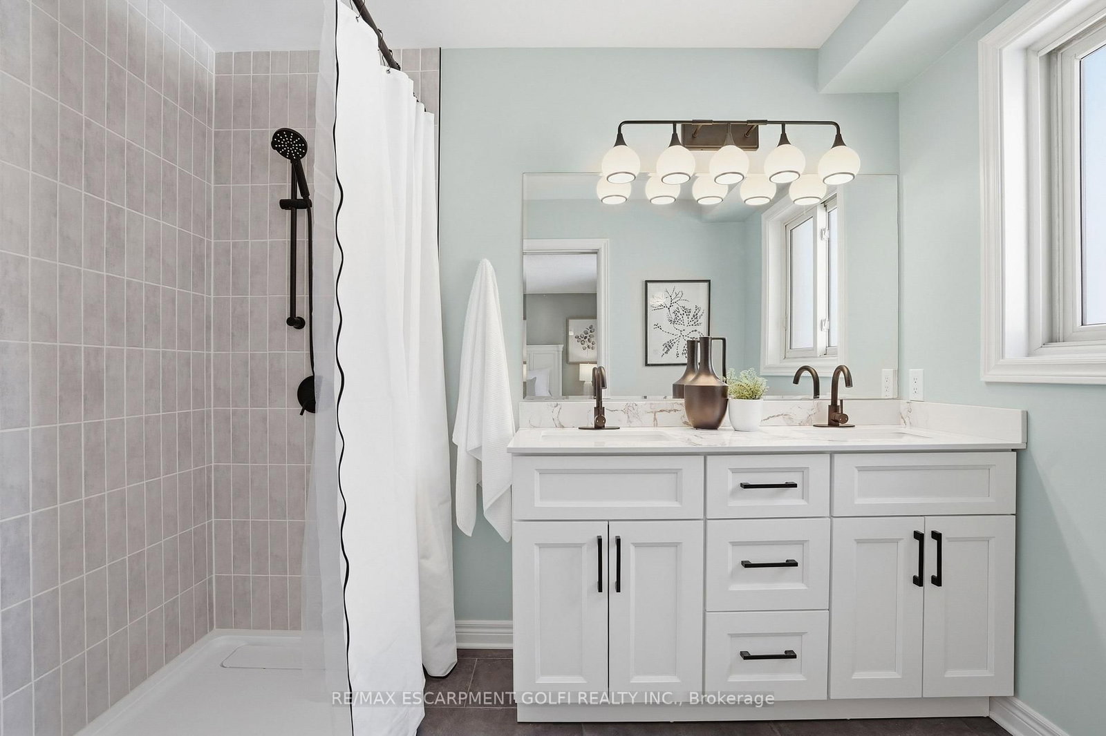 Detached House for sale at 181 Lawrence Lane, Pelham, Ontario, L0S 1E4 - Fonthill - MLS: X12982532