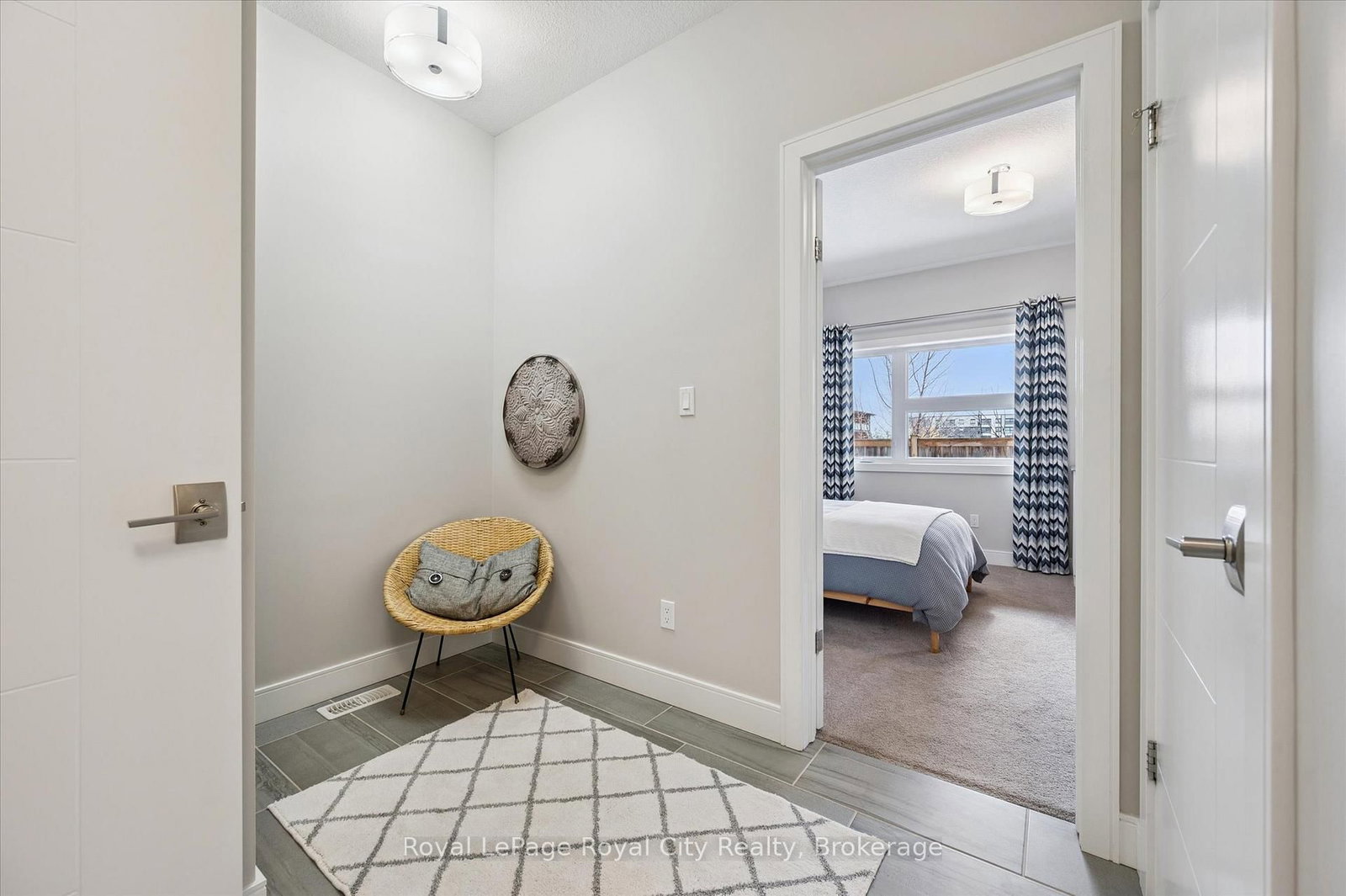 60 Arkell Road, Unit 25 - Photo 35