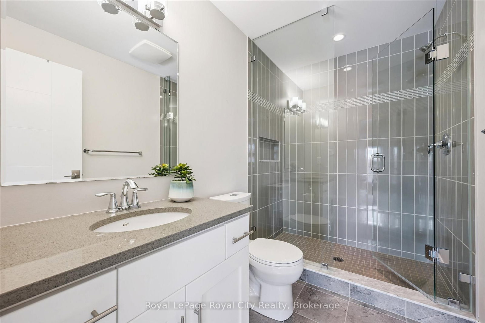 60 Arkell Road, Unit 25 - Photo 38