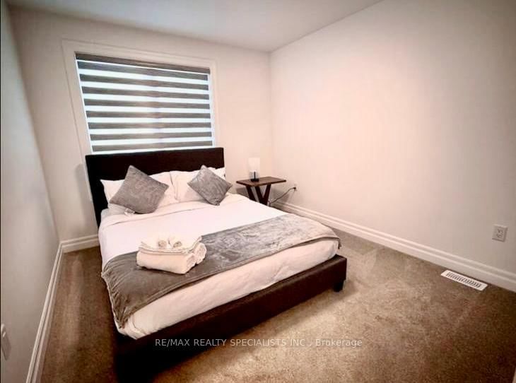 7481 Splendour Drive - Photo 12