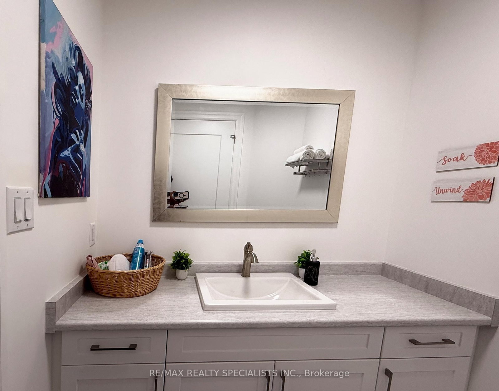 7481 Splendour Drive - Photo 9