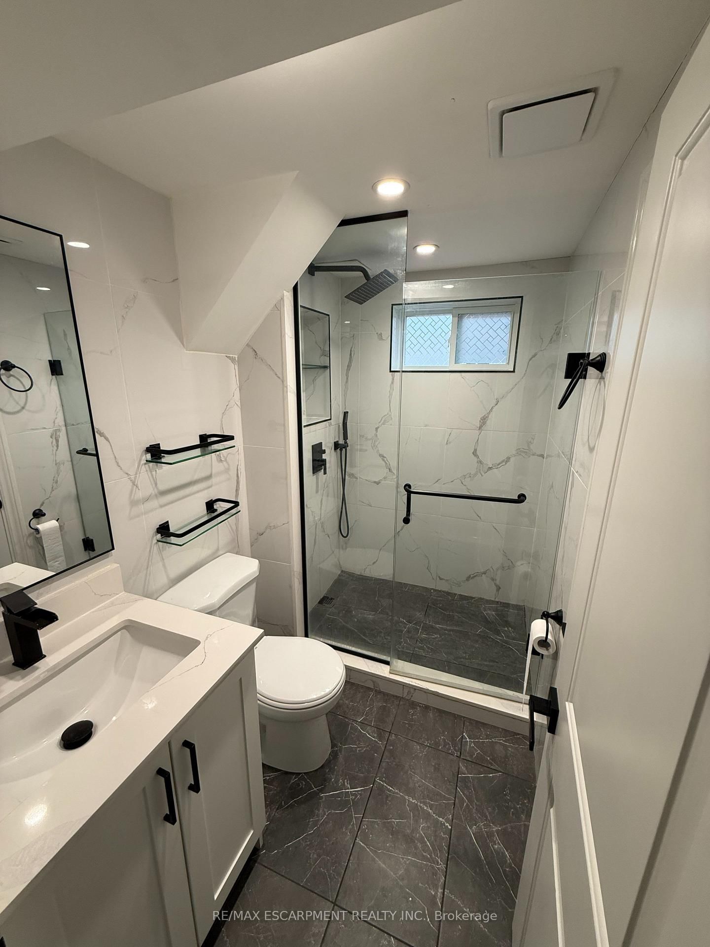 79 Castlefield Drive, Unit Basement - Photo 14