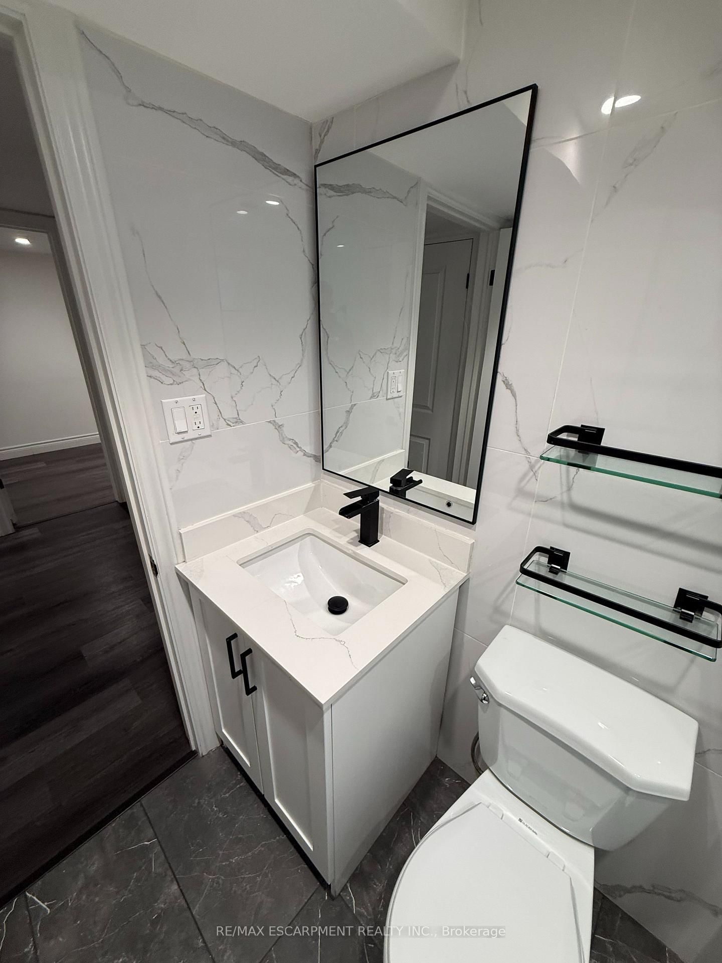 79 Castlefield Drive, Unit Basement - Photo 15